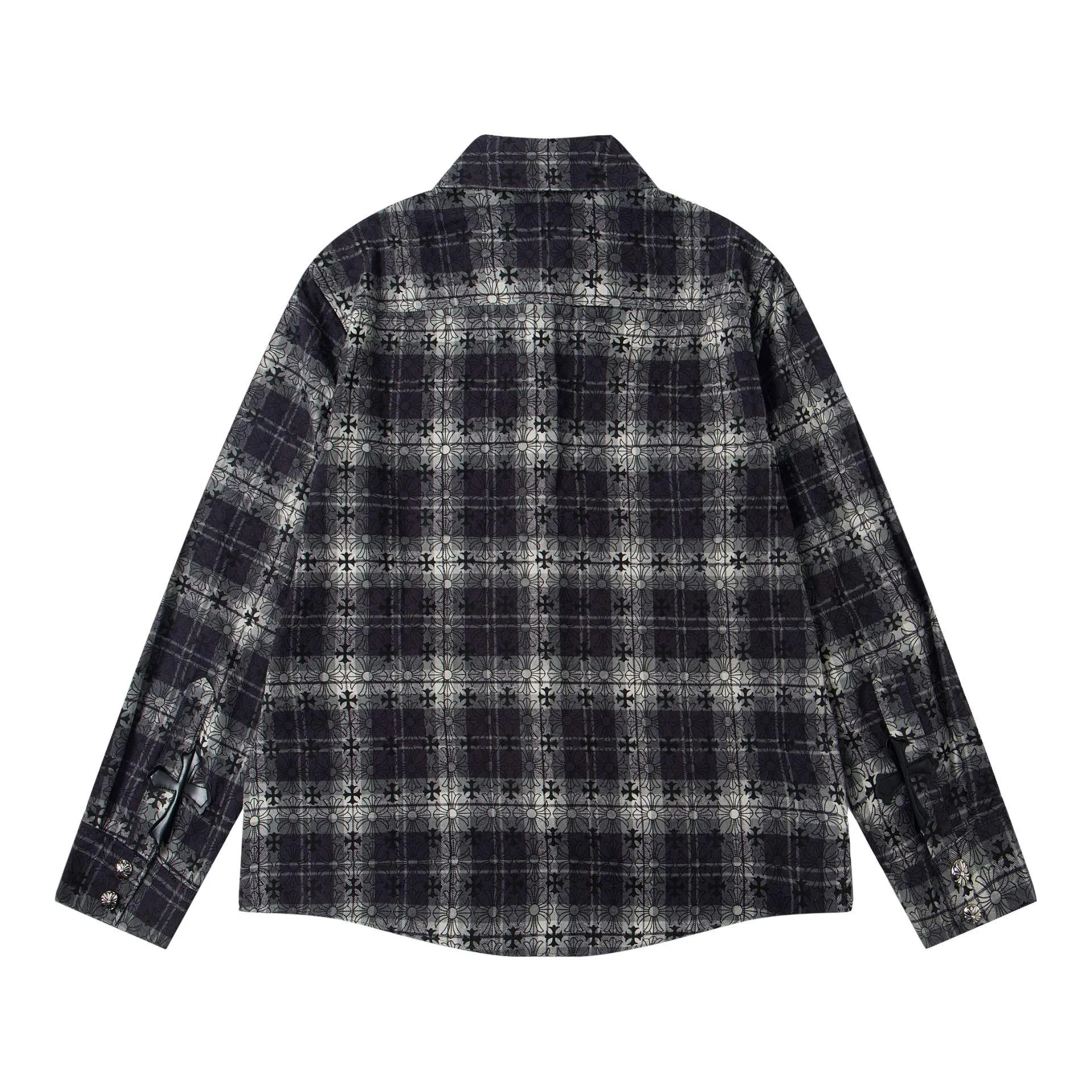 🅿️260 New: Style number: B130 Chrome Hearts classic cashew flower cross all-over printed jacquard long-sleeved casual shirt 1️⃣Customized original jacquard fabric, high-quality pure cotton jacquard plaid fabric, soft and comfortable to the touch, a very high-quality fabric! 2️⃣The details of the workmanship are perfectly controlled. The lining is made of vest hemming, and the cuffs are made of double cross leather labels. It is different from the ordinary version. The collar is also designed with interlining, which shows high-end fashion and personality. The style is fashionable, simple and elegant, and it is a very versatile jacket! 4⃣️Complete accessories, all customized with original versions! Same style for men and women Color: cashew black Size: S, M, L, XL